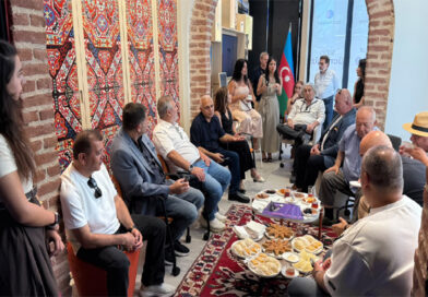 Azerbaycan Turizmine Destek